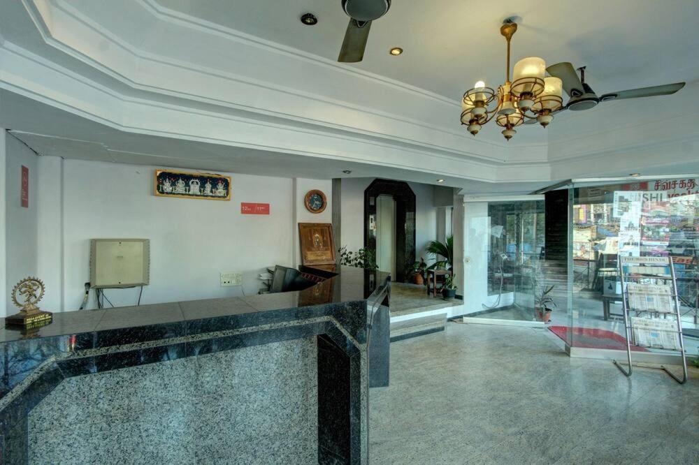 Hotel Padmam Madurai Exterior photo