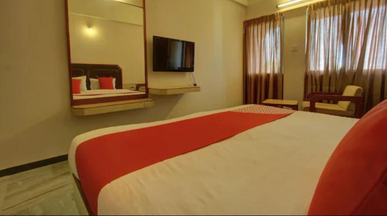 Hotel Padmam Madurai Exterior photo