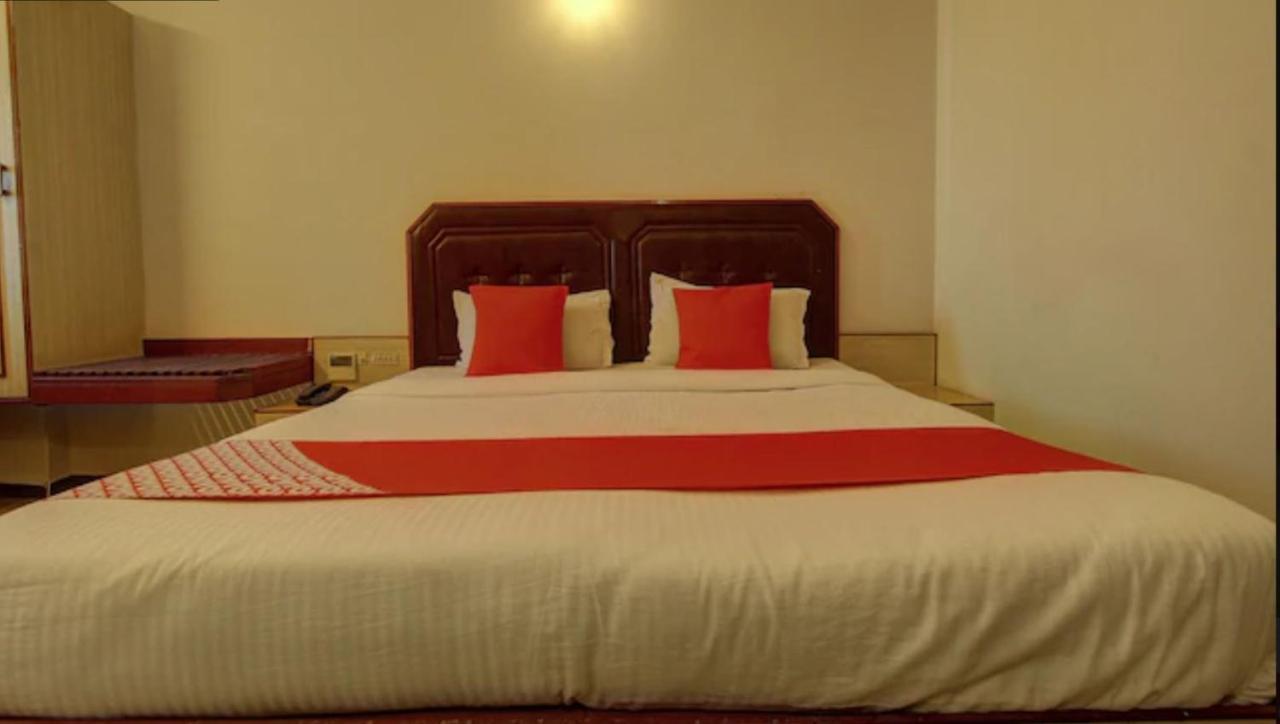 Hotel Padmam Madurai Exterior photo